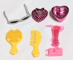 Barbie - Zubehör - Sonnenbrille - Kamm - Bürste - Kamera