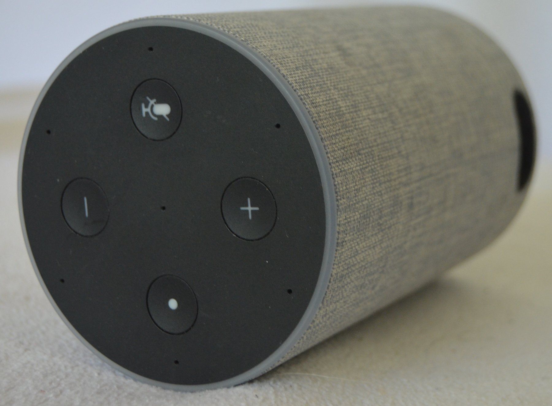 Amazon Haut-parleurs: Amazon Echo Alexa  Lautsprecher / haut-parleur – D'occasion à Collonges par arashee 2