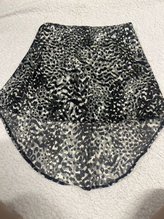 Mini Rock Grösse S mit speziellem Muster asymmetrisch Neu