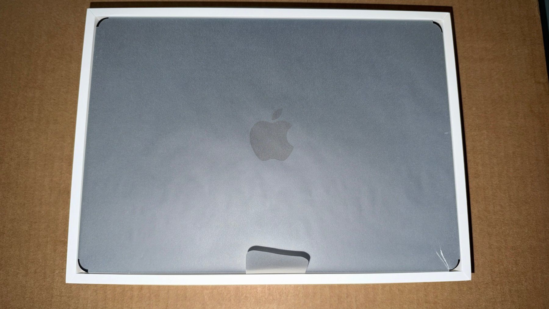 Apple Portables: Apple MacBook Air 2TB – Neuf (Voir description) à Zürich par Verkaufen-Schweiz 1