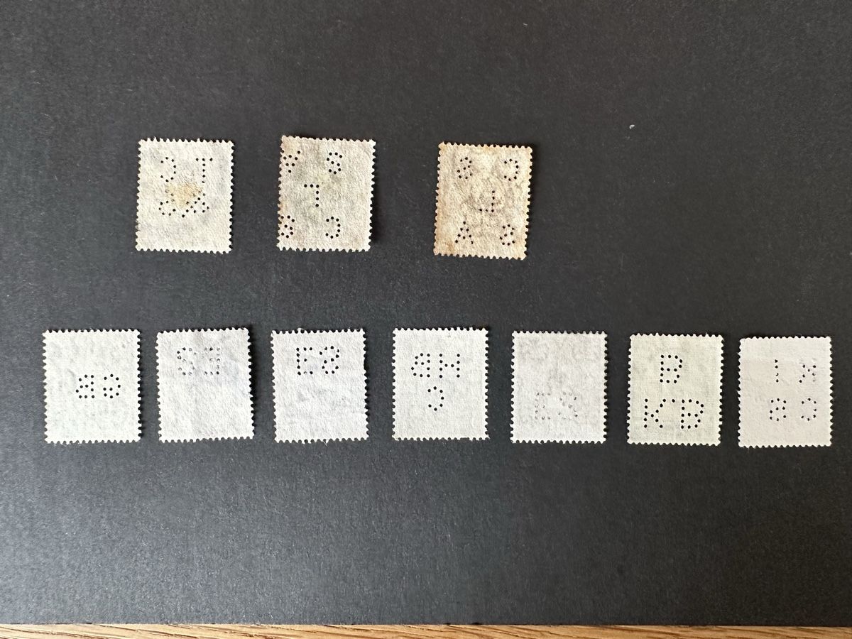 Tous les timbres: England - Perfins ab 1902 – D'occasion à Schmitten / FR par Samsara169 1
