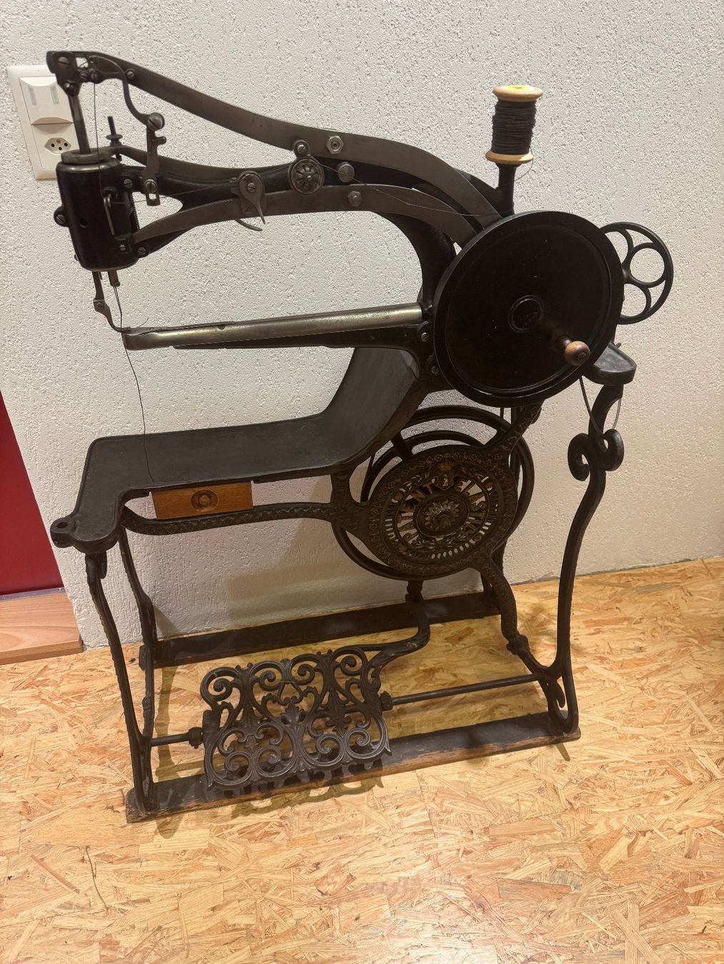 Machines à coudre: Alte Schuster Nähmaschine – D'occasion à Winikon par Luzern330