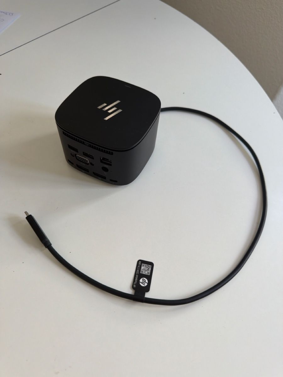 Hewlett Packard Docking station: HP Thunderbolt 120W 0.7m Kabel neuwertig – Nuovo (secondo la descrizione) da Zürich venduto da ilikechocolate