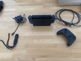 Nintendo Switch Konsole inkl. Dock, Pro Controller, Netzteil
