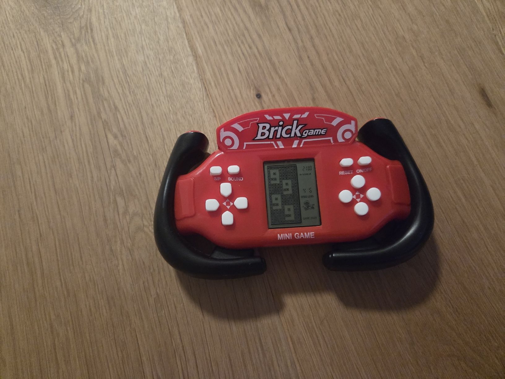 Console: Brick Game Mini Handheld Retro Game Konsole – Usato da Bellach venduto da mela_lela 1