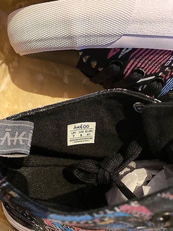 Scarpe da uomo: Akedo sneakers 2x (41) – Usato da Zürich venduto da Dpenner 4