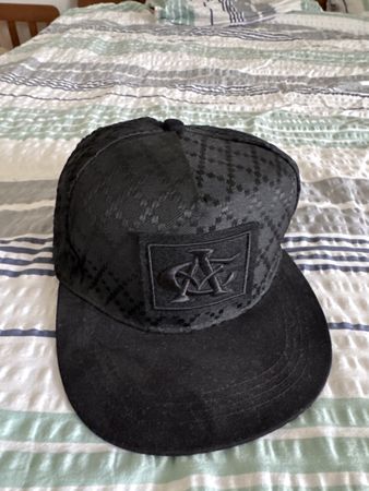 schwarze Cap, neuwertig - ideales Sommeraccessoire!