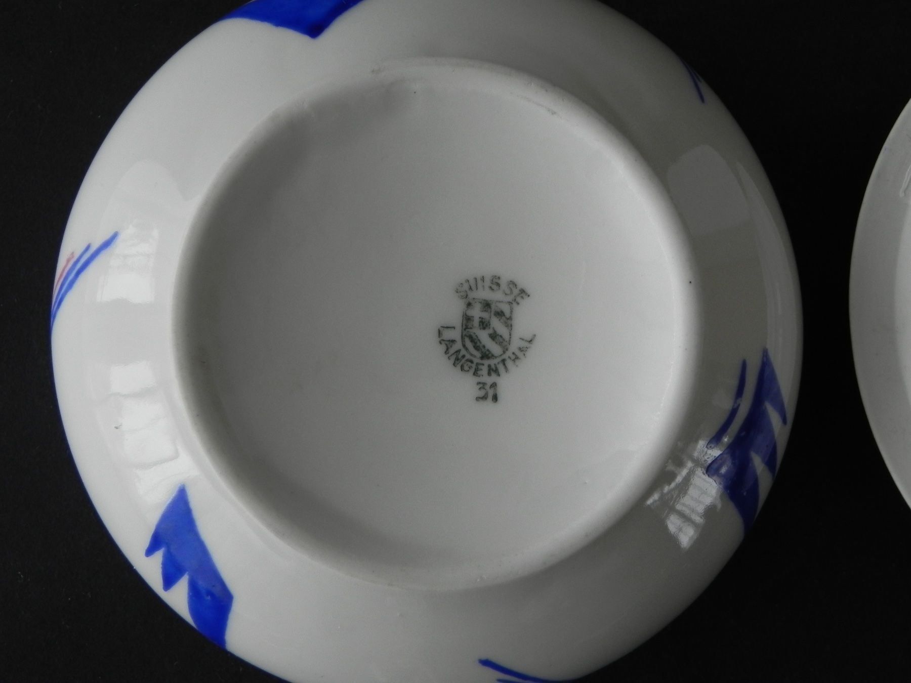 Tutte le decorazioni: Schöne, alte Dose von Langenthal 1931 – Usato da Zürich venduto da LodgE-21 3