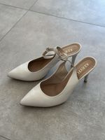 Used classic shoes slingback