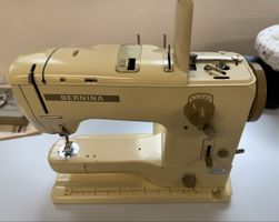 Nähmaschine Bernina Typ 731 Mit Zubehör und Anleitung