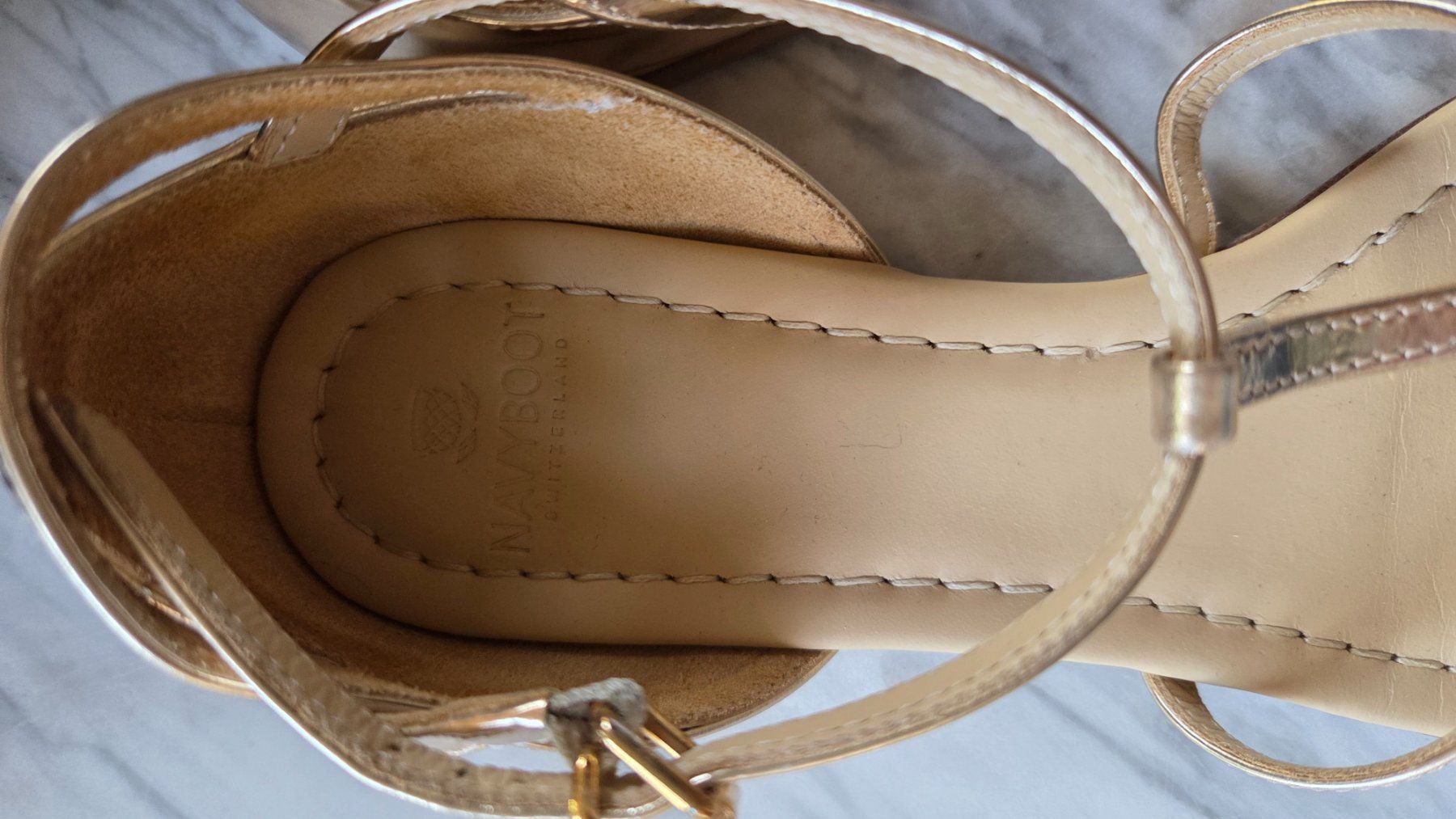 Navyboot Damenschuhe: Navyboot Gold Sandalen Gr. 38 – Gebraucht aus Fislisbach von Maieriisli25 4