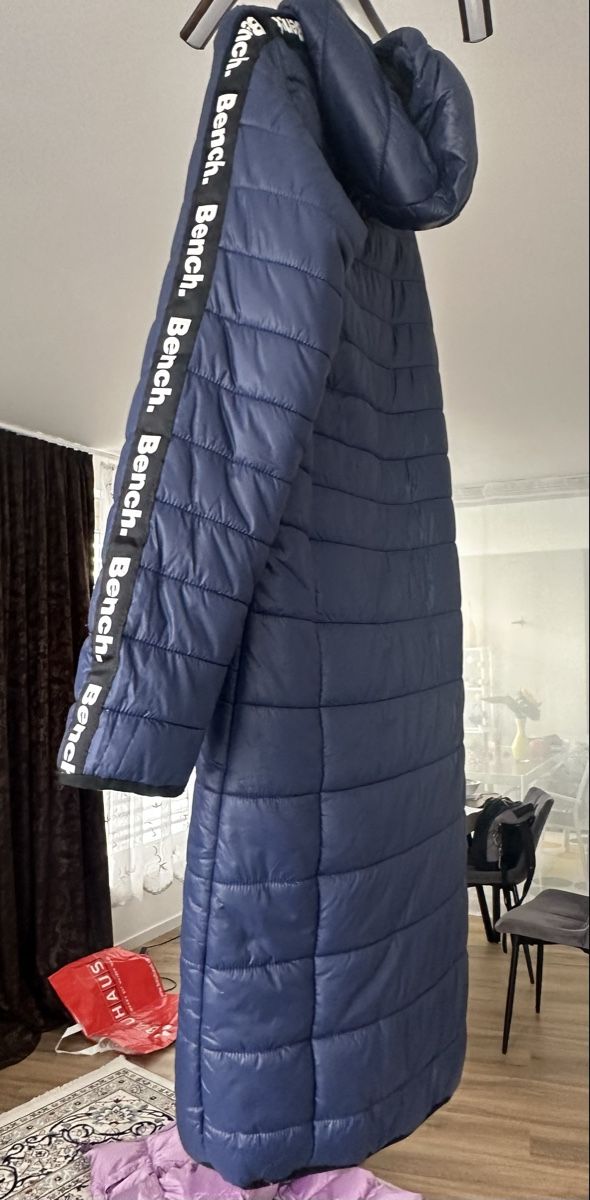 Cappotti: Dark Blue Winter Coat  Size M New – Nuovo (secondo la descrizione) da Zürich venduto da NYDDYN 1