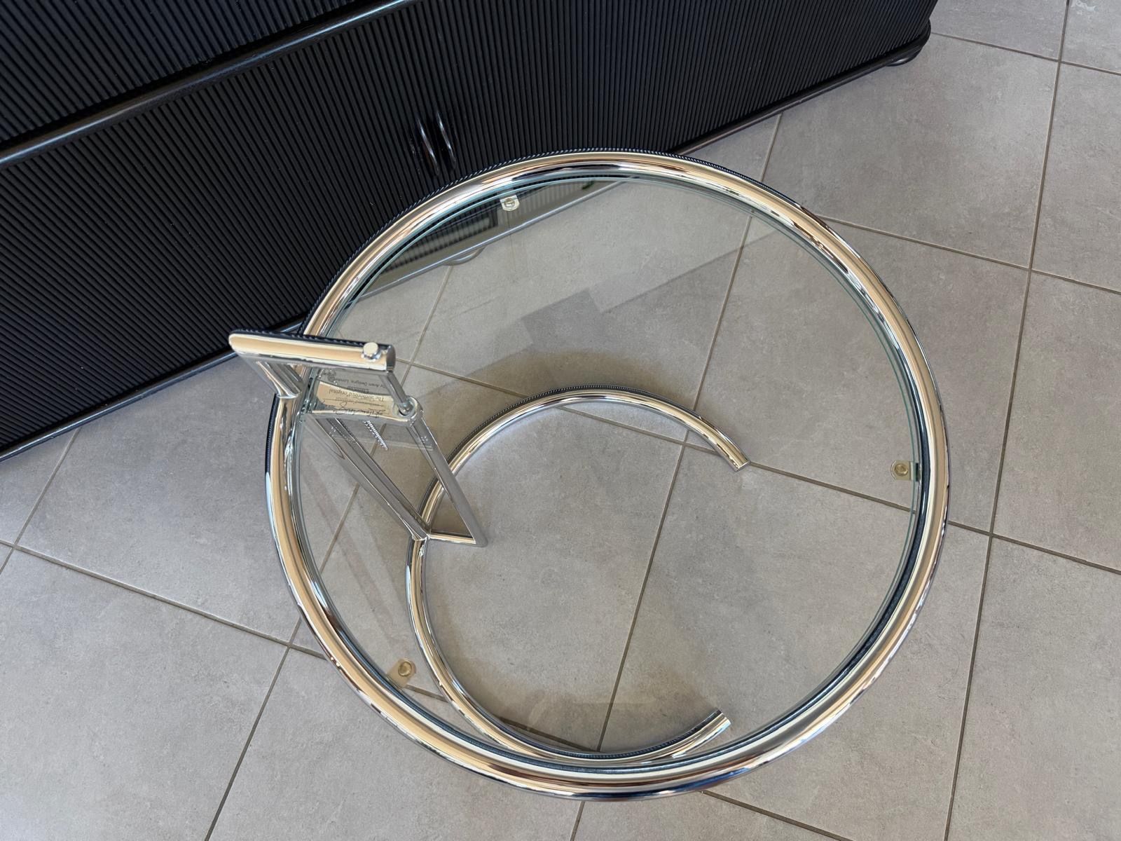 Classicon Tavoli: ClassiCon Adjustable Table E.1027 von Eileen Gray – Usato da Trüllikon venduto da mrs_2lc5 2