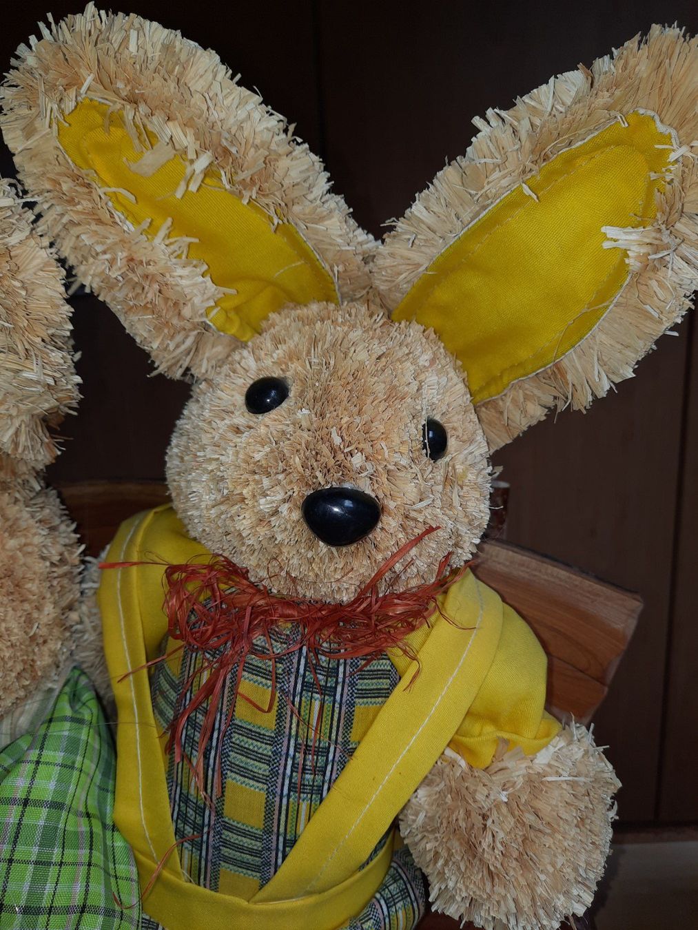 Tutte le decorazioni: Osterhasen auf Holzbank, Deko gross – Usato da Greppen venduto da and_l7vc 3