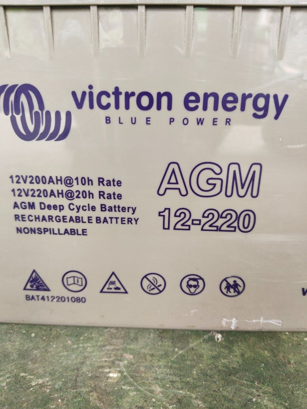 Victron Panneaux solaires: Batterie victron energy AGM – D'occasion à Li Curt par Spjdol 1