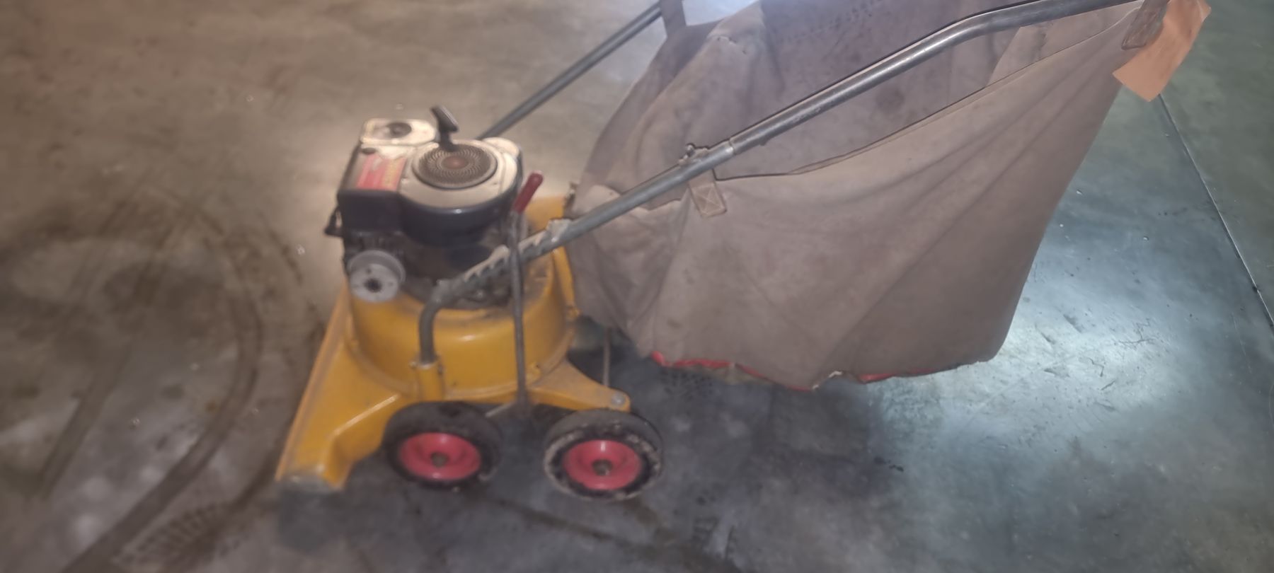 Soffiatori & Aspiratori per foglie: Laubsauger – Usato da Gossau SG venduto da zagoor 2