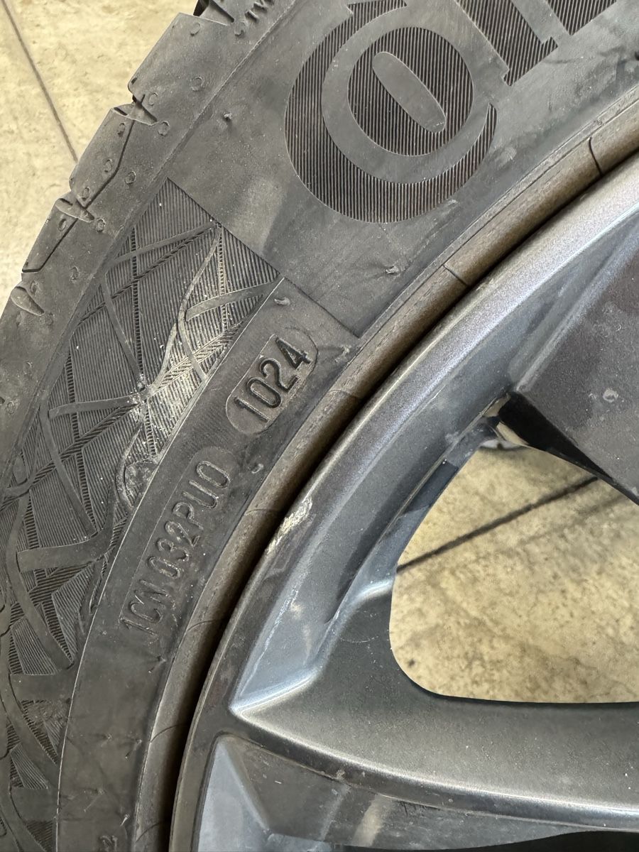 Tesla Pneumatici & Ruote complete: Tesla,Mazda,Hyundai Räder – Usato da Täuffelen venduto da auto-neff 6