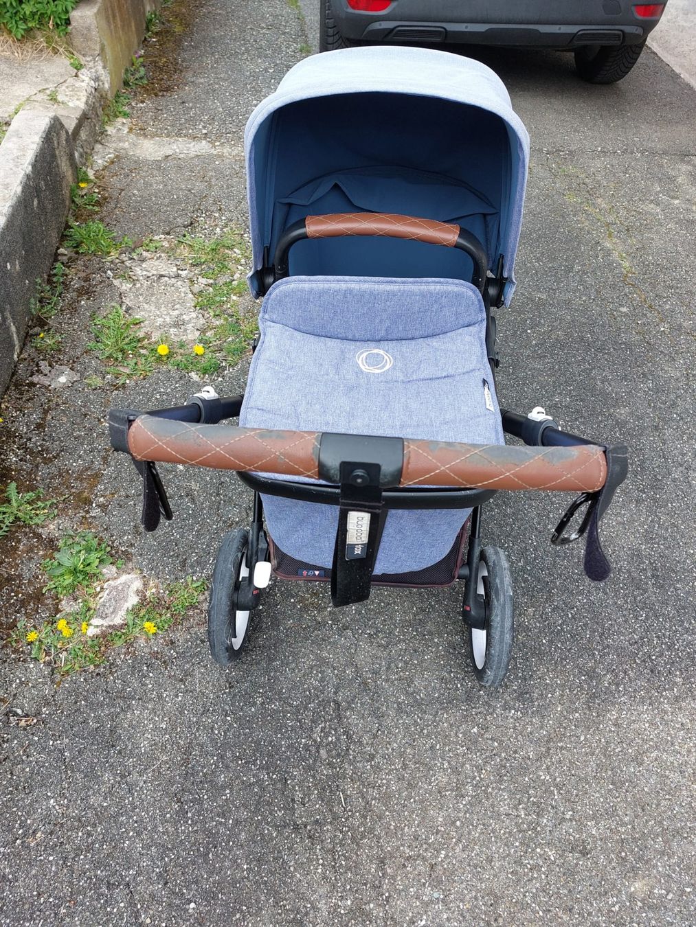 Bugaboo Carrozzine: Bugaboo Fox 2 Kinderwagen in Jeansblau – Usato da Mümliswil venduto da Grizzly7 8