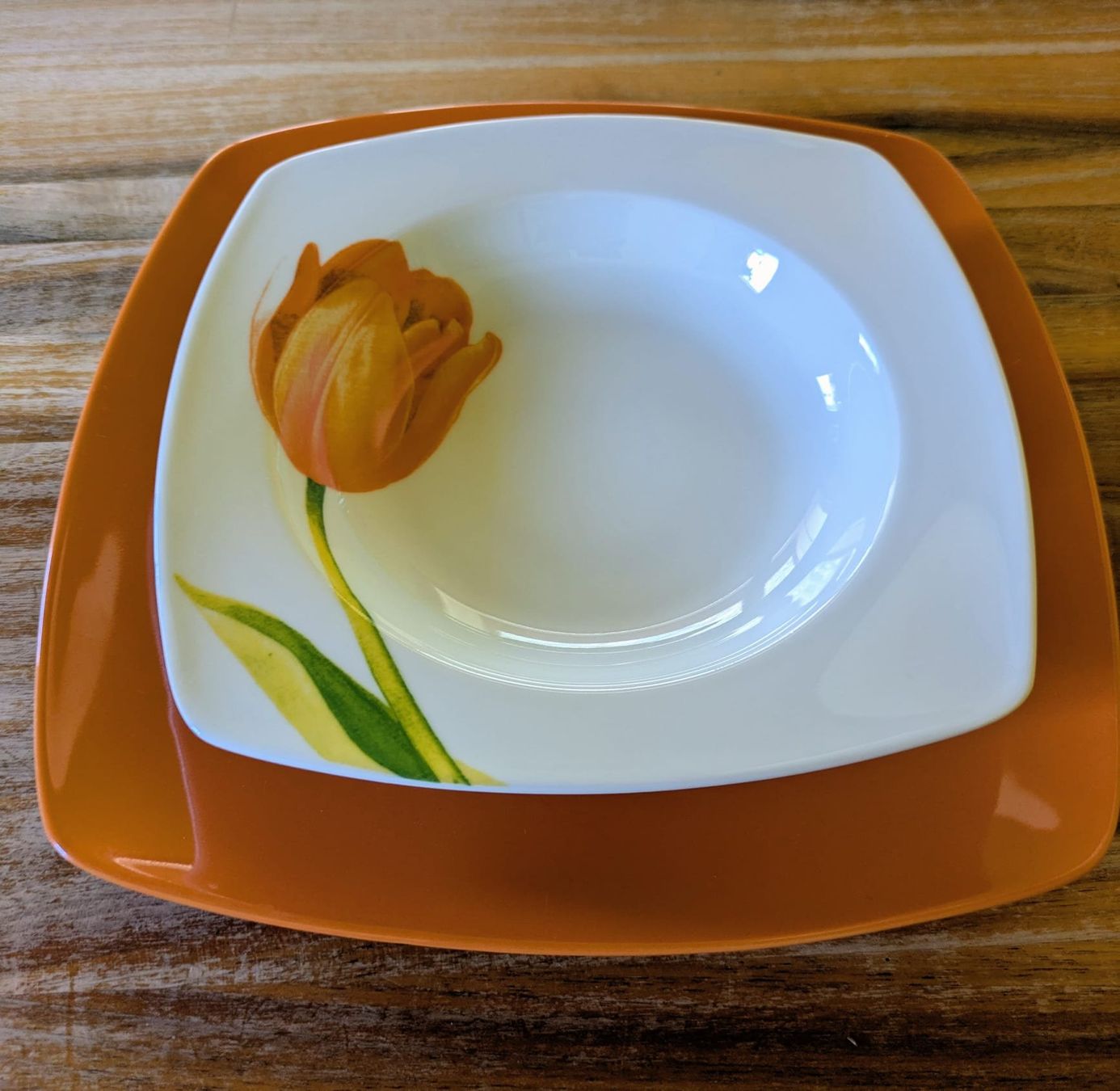Services de table: Sommergeschirr, eckig 24-teilig – D'occasion à Trin Mulin par iri_bb7c 1
