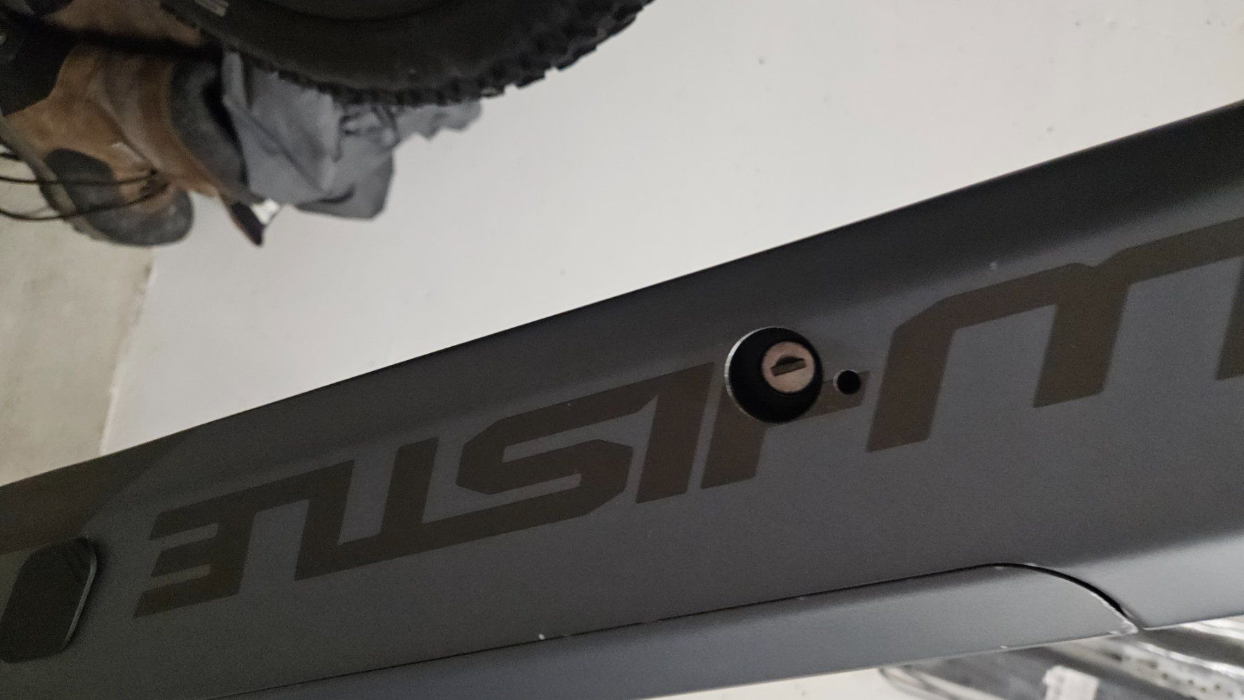 Bosch Velos: Whistle E-Mountainbike Matro AP500 Bosch – Gebraucht aus Widen von bambi9091 6