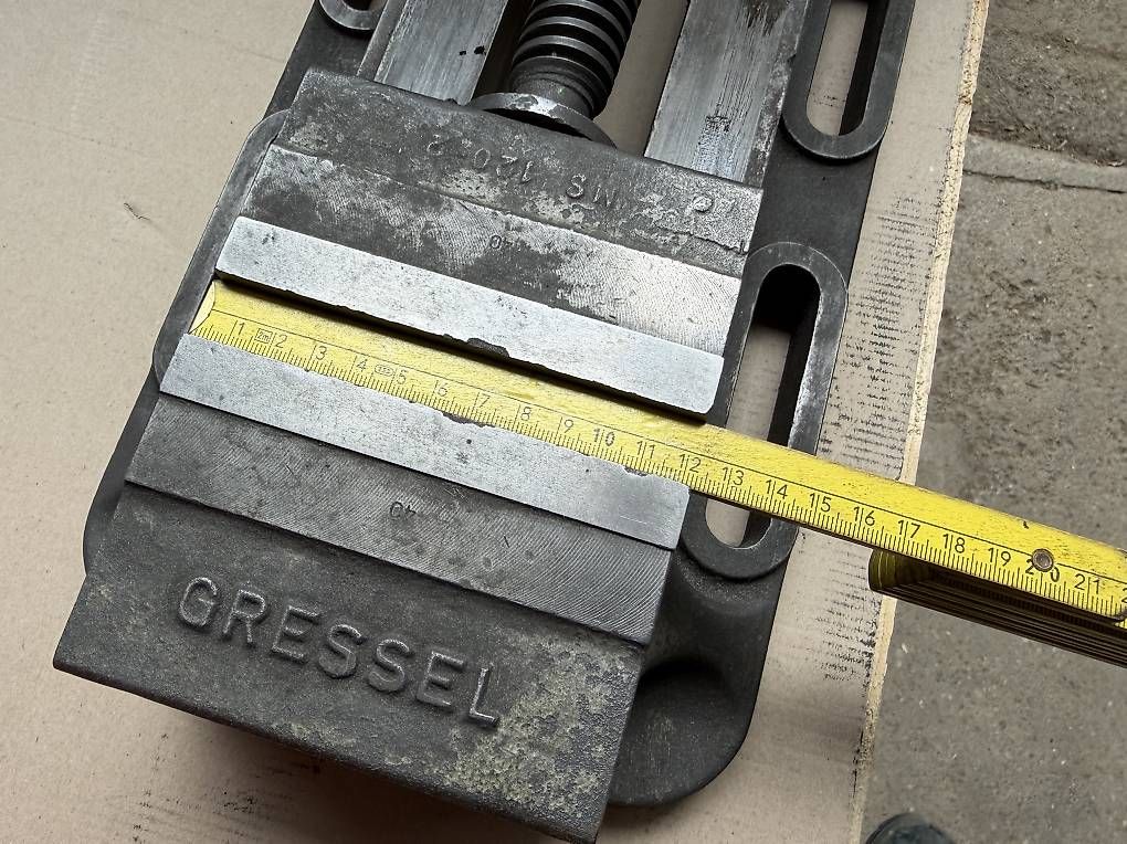 Gressel Tous les outils: grosser Gressel Maschinenschraubstock 120mm – D'occasion à Necker par liq24 4