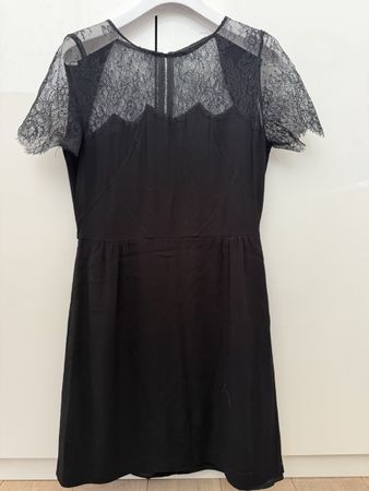 Sandro Elegant Black Dress with Lace Detail - 36 FR