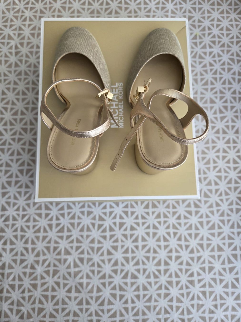 Michael Kors Scarpe da donna: Michael Kors Alina Flex Pumps mit Glitzer – Usato da Wallisellen venduto da sek_9xgf 4