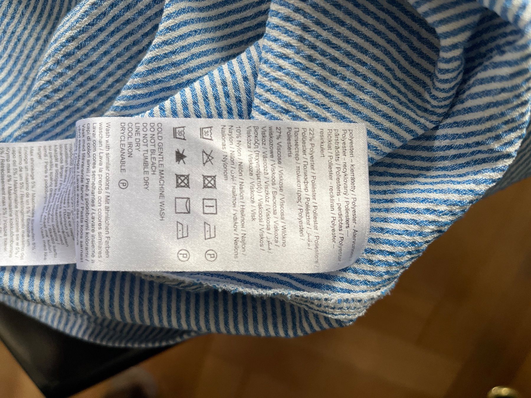 Only Blusen: ONLY Langarm Bluse, blau-weiss gestreift, Gr. 38 – Gebraucht aus Meggen von tulipe21 2