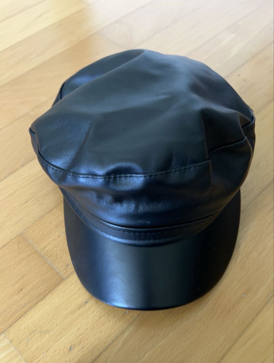 Autres vêtements femmes: Schwarze kappe  – Neuf (Voir description) à Aesch BL par noe_xz5r 1