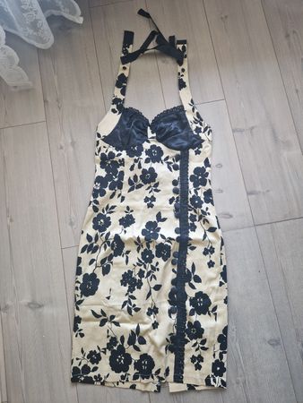 Voodoo Vixen Kleid, Grösse M, Blumenmuster, Sommer Look!