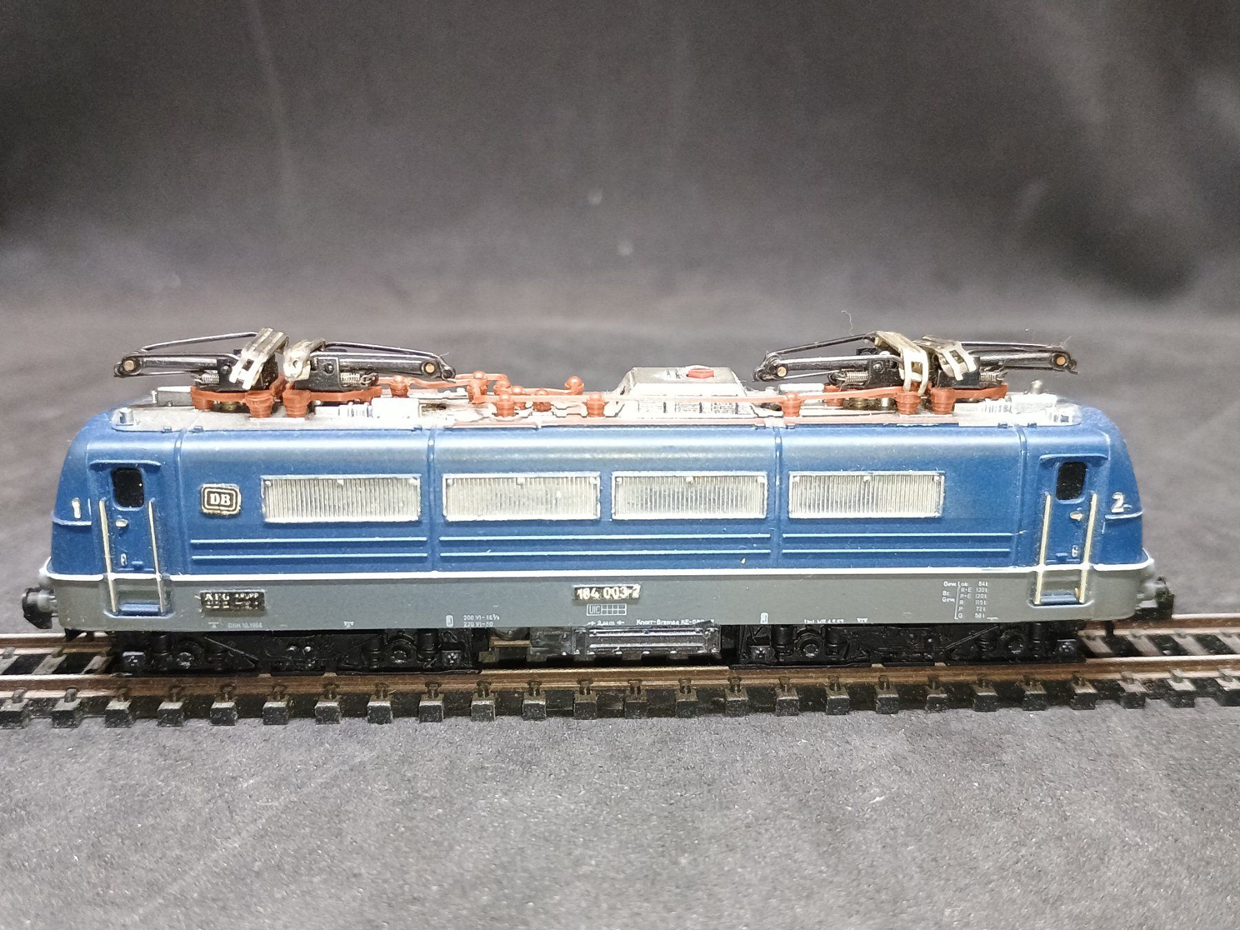 Trix Modellini di ferrovie: Spur N DB BR 184 E-Lok – Usato da Bätterkinden venduto da hobbycha 6