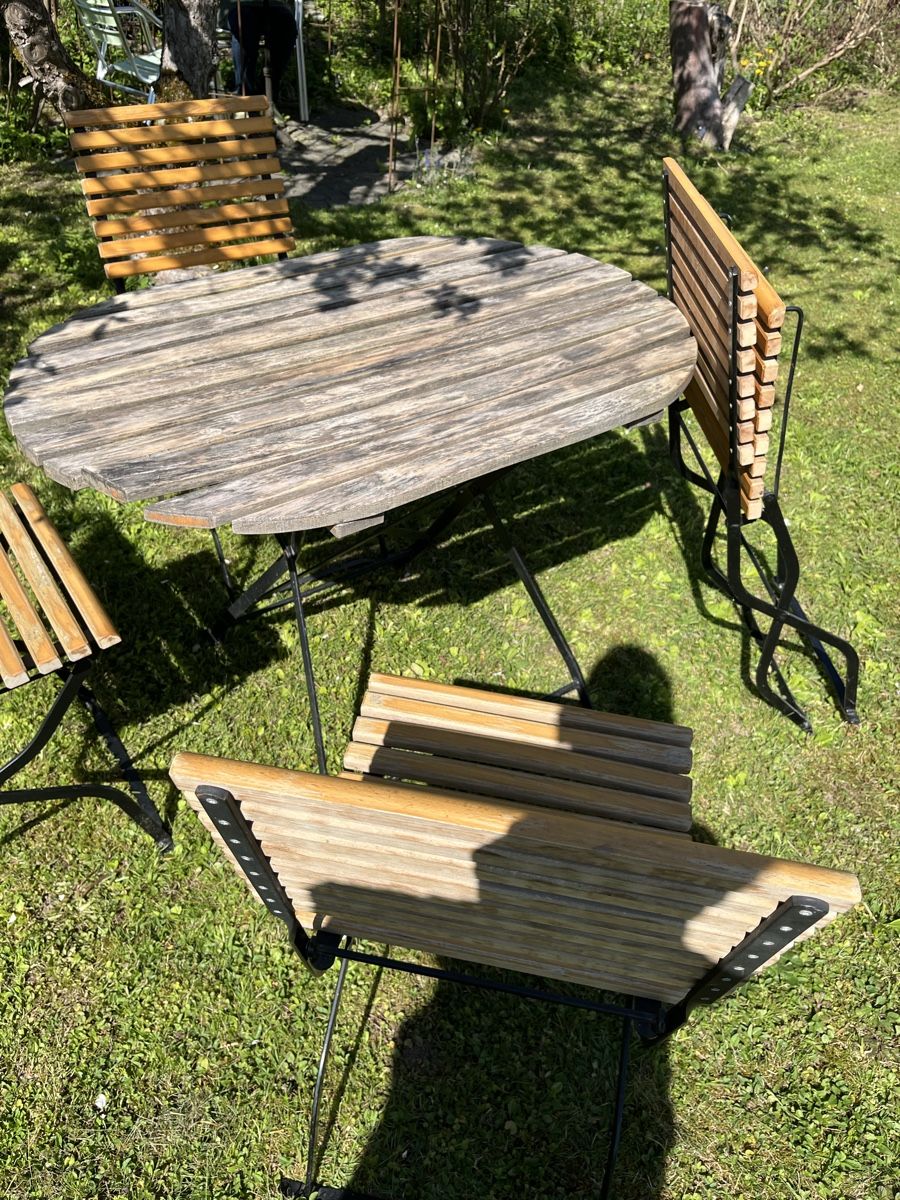Tavoli: Gartentisch mit 4 Stühlen – Usato da Jona venduto da Merchandise 1