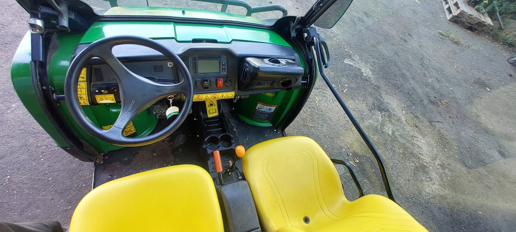 John Deere Tracteurs: John Deere Gater XUV 855D – D'occasion à Buch am Irchel par pwe_6kpn 6
