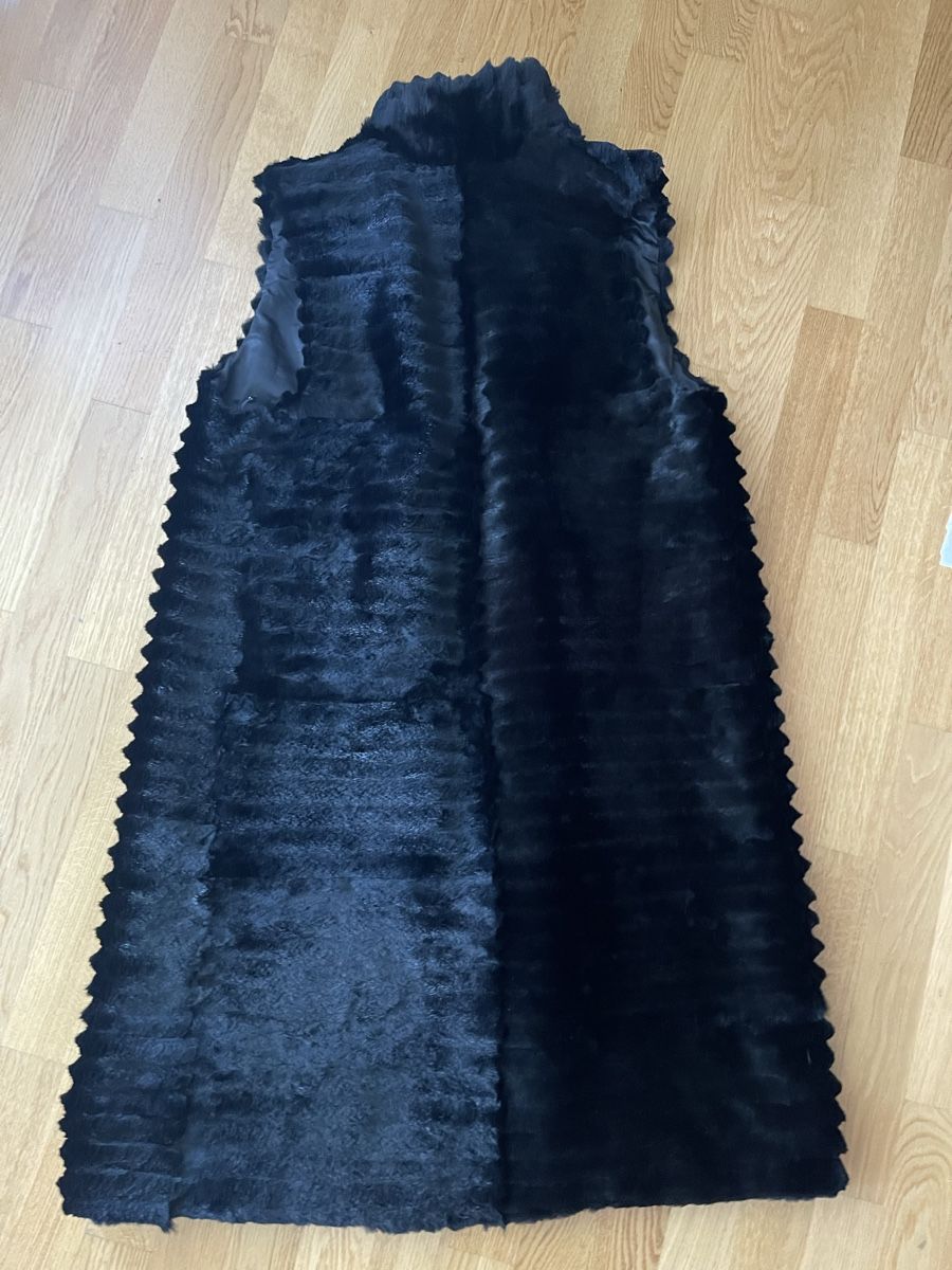 Gilet & Giacche: Schwarze Fell Weste, Gr. S-Winter Trend – Usato da Rüschlikon venduto da leo_mwz2 4
