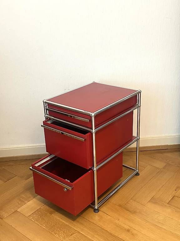 USM Banconi: Caisson rouge USM Haller – Usato da Lausanne venduto da rit_7dlq 2