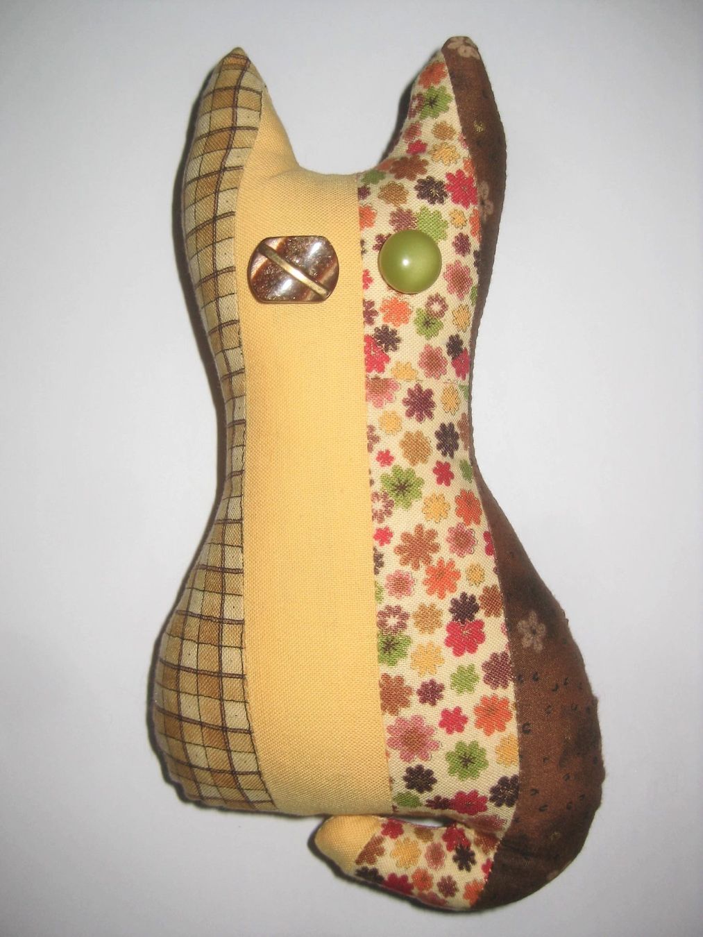 Cuscini: Nadelkissen Katze, Patchwork Handarbeit – Nuovo (secondo la descrizione) da Kriens venduto da Kraeutergarten