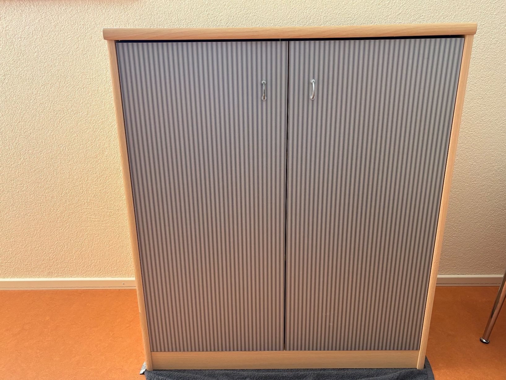 Commodes: Kommode – D'occasion à Aarwangen par Anflolu66