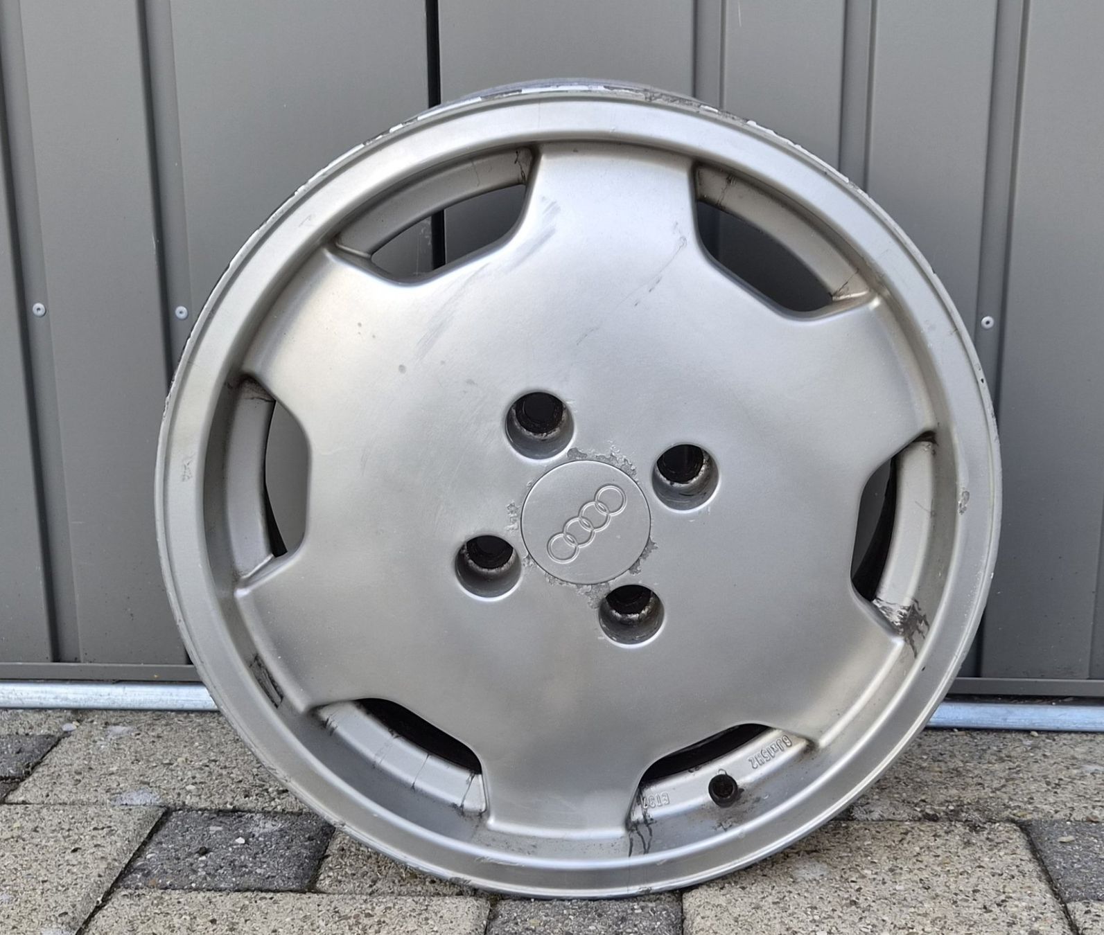Audi Jantes: 4 originale 15" Audifelgen – D'occasion à Wattwil par Mibytes