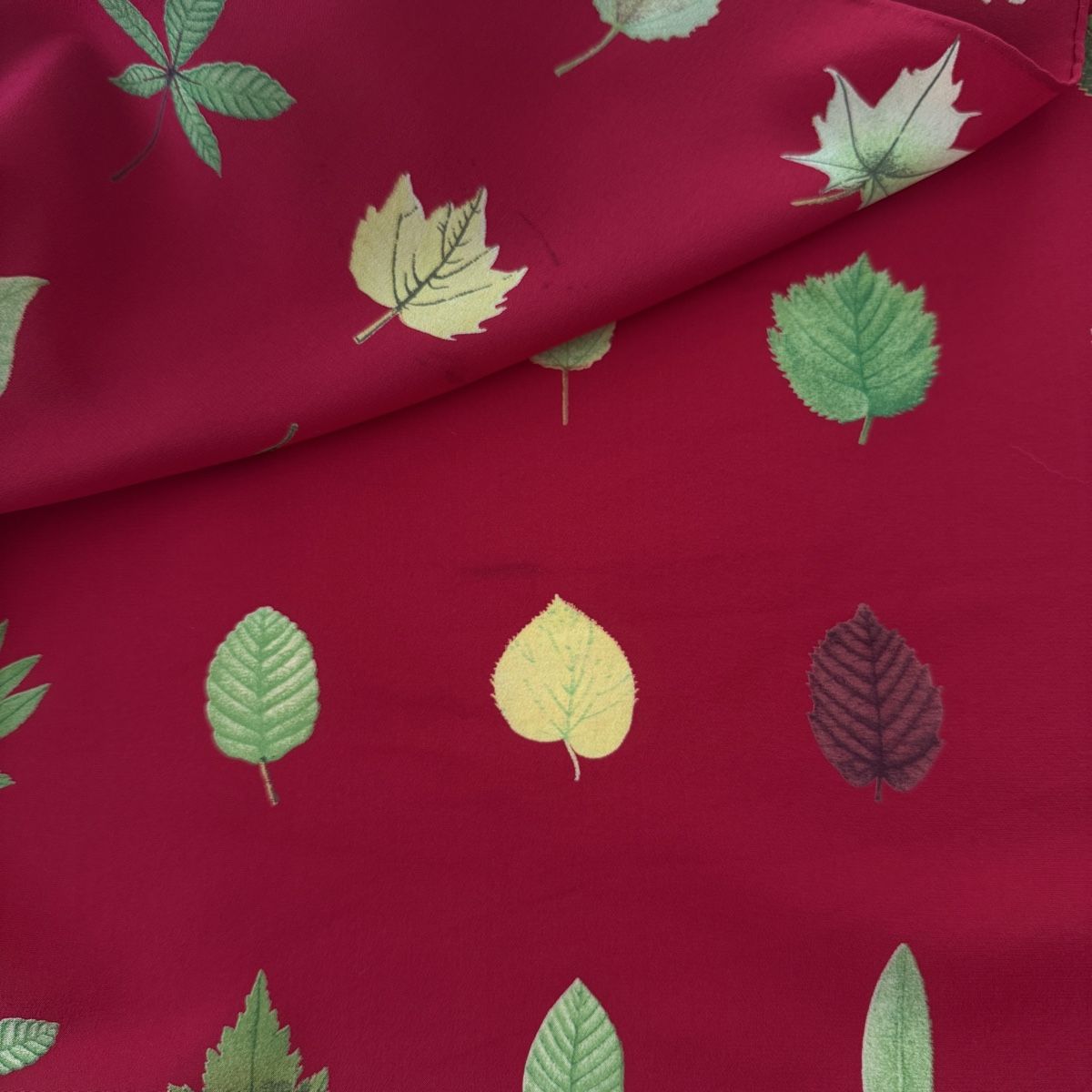 Fabric Frontline Foulard & Sciarpe: FABRIC FRONTLINE Silk Scarf – Usato da Emmen venduto da Nightingale_2022 5