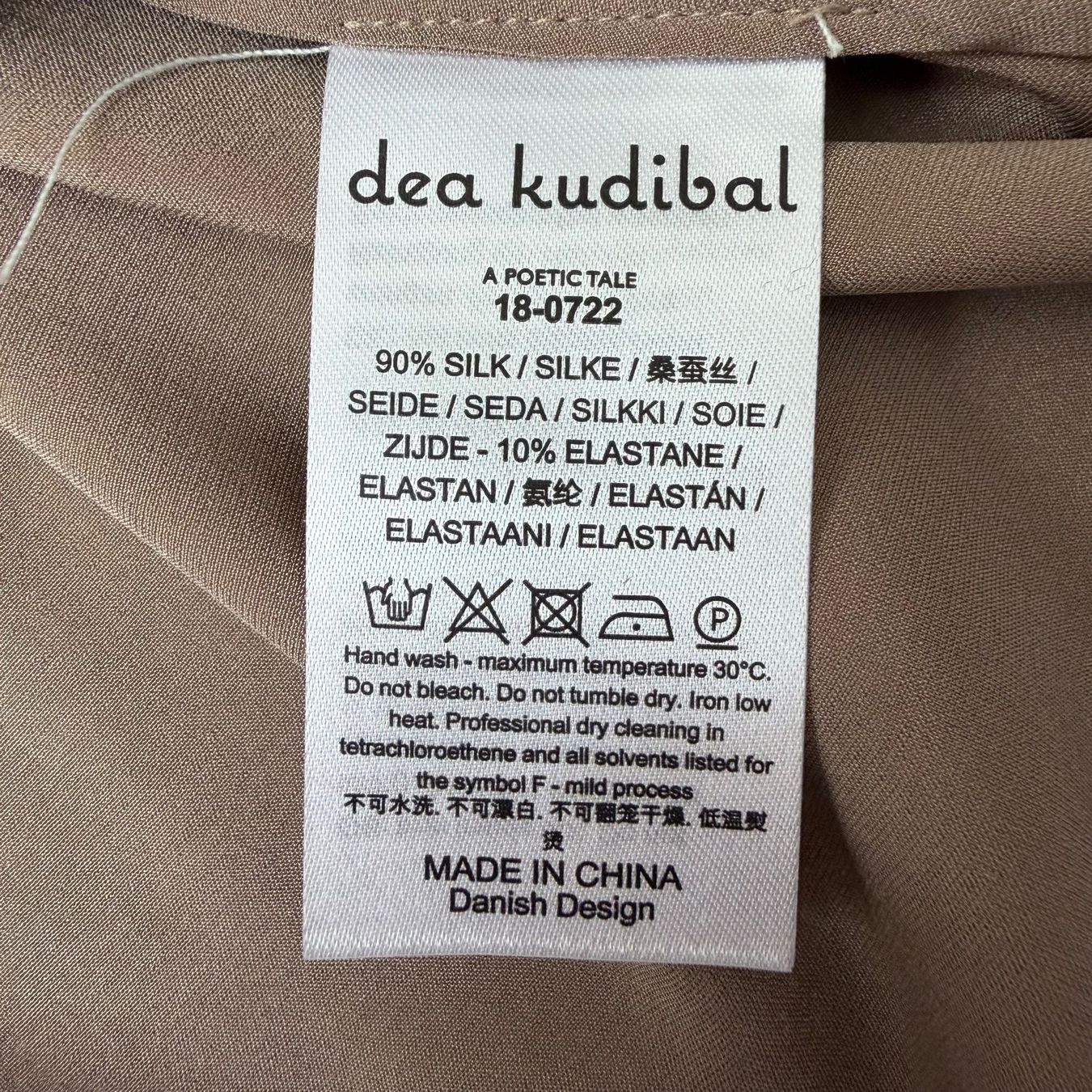 Dea Kudibal Camicette: DEA KUDIBAL Seidenbluse – Usato da Zürich venduto da ClosetQueen 9