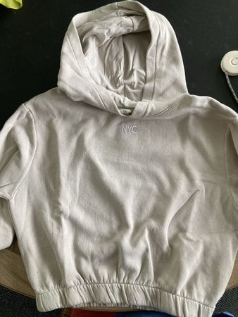Beiger Pullover