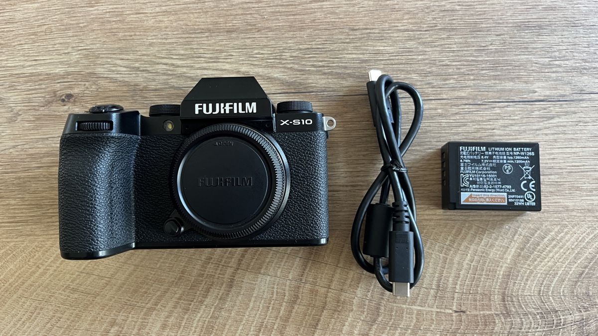 Fuji Kamera: Fujifilm X-S10 Body – Gebraucht aus Olten von fshnbl 1