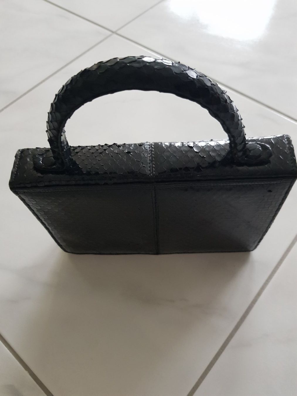 Borse da donna: Super Schöne  echt Leder  Schlangen Tasche – Usato da Stansstad venduto da leoni66 2