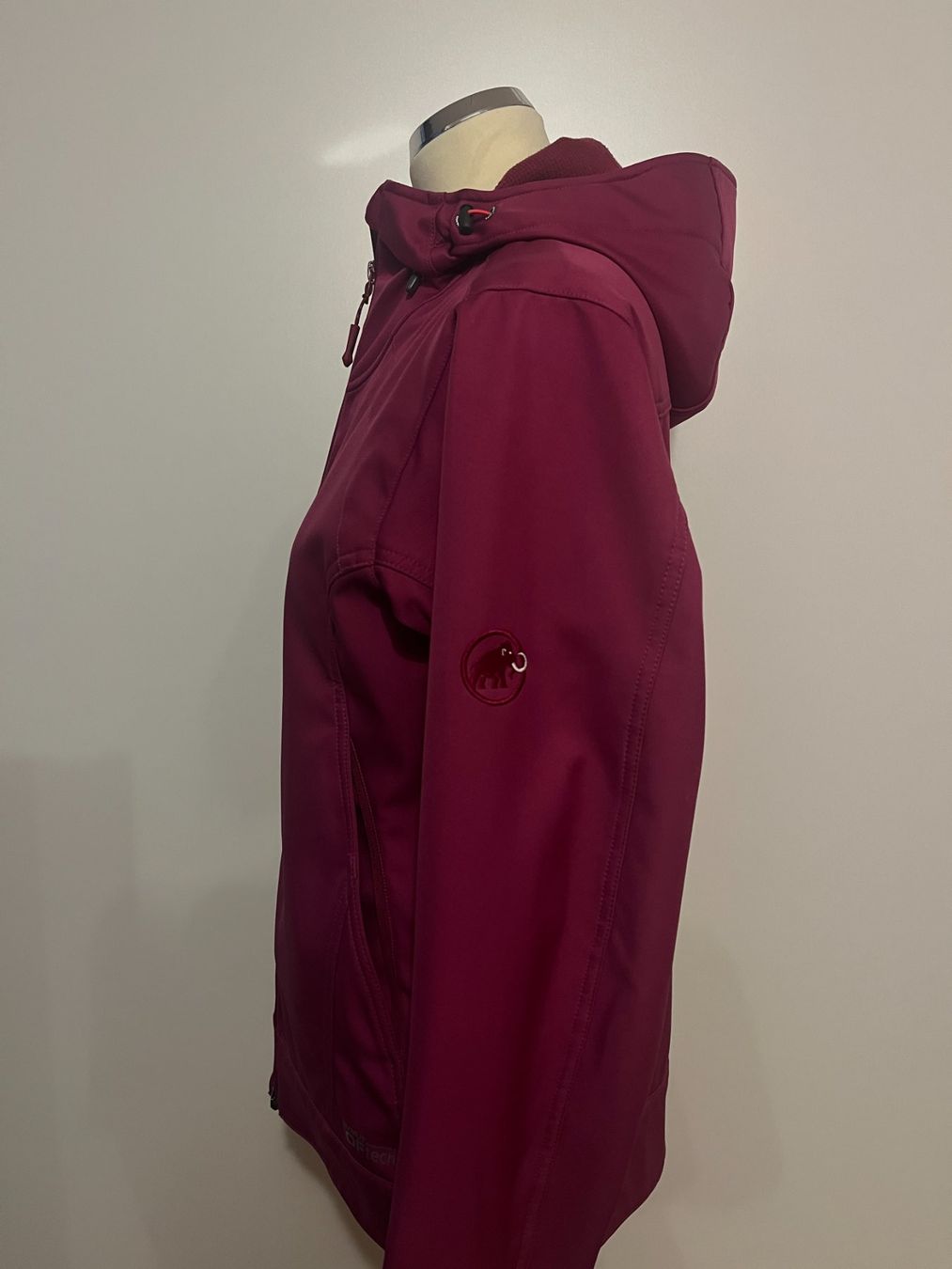 Mammut Giacche: Damen Softshelljacke Mammut Grösse S neuwertig – Usato da Maienfeld venduto da 2nd-Hand-Parts 1