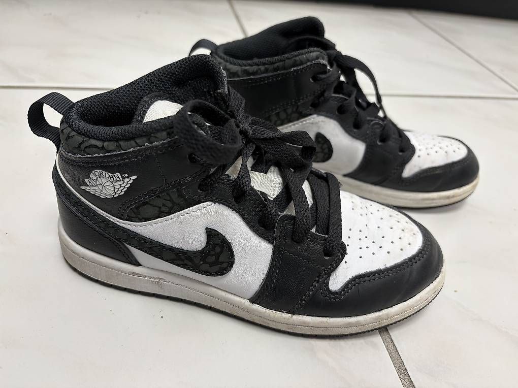 Jordan Scarpe per ragazzi: Jordan Air Schuhe 33.5 – Usato da Uster venduto da riskaj