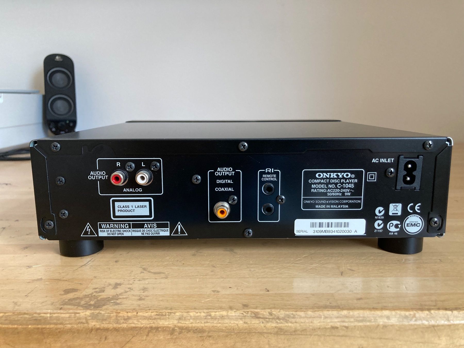 Onkyo Multimediaplayer & Streamer: Onkyo CD Player Model C-1045 – Gebraucht aus Aedermannsdorf von  2