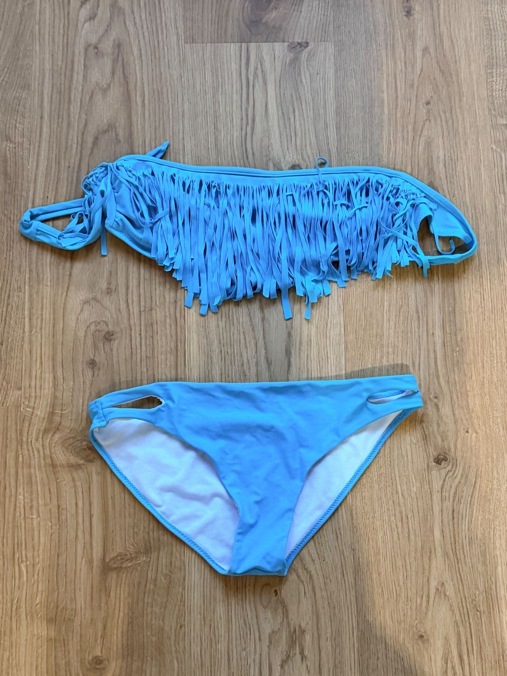Lotti di vestiti: Bikini Sets Gr 38 / M 6 versch Bikinis – Usato da Hombrechtikon venduto da natschge3 5