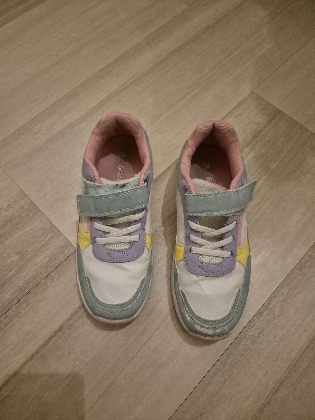 Dosenbach Scarpe per ragazze: Turnschuhe Gr. 34 – Usato da Stansstad venduto da Kyra014