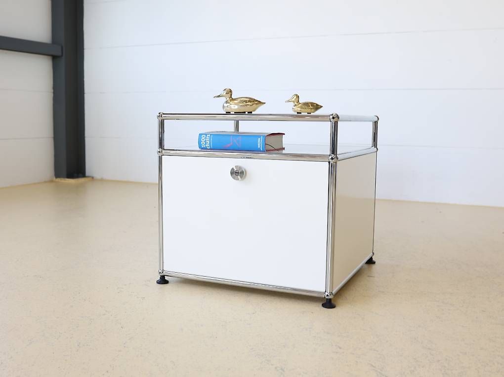 USM Comodini: USM Haller Nachttisch, Beistelltisch – Usato da Meinisberg venduto da atelier_TILIJA 5