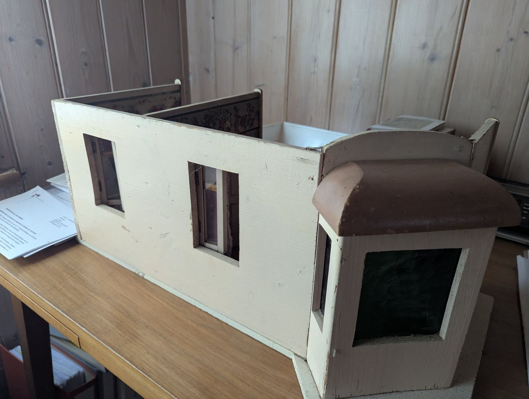 Case e mobili per bambole: Vintage Puppenhaus – Usato da Appenzell Schlatt venduto da Smile111 3